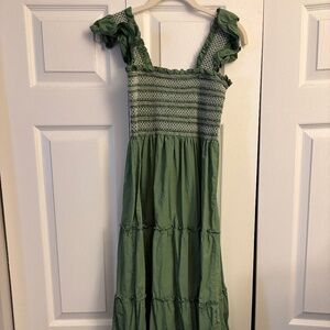 Green maxi